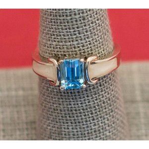 Vintage Sterling Silver Elegant Teal and White Blue Ring Avon Size 7